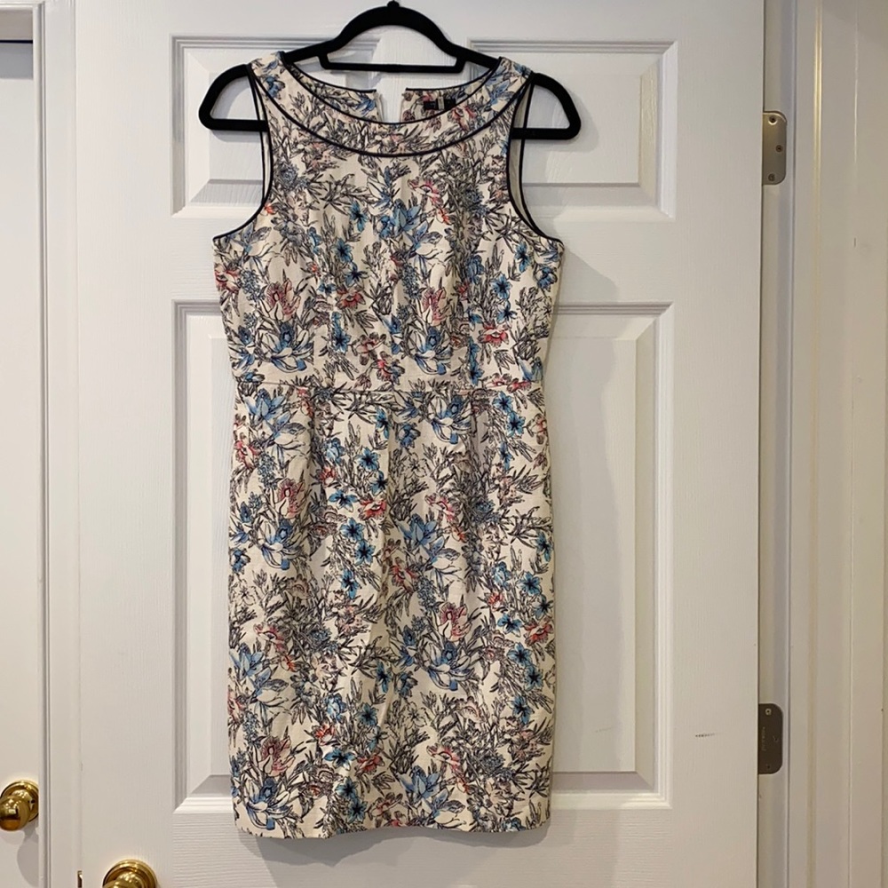Ann Taylor shift dress
